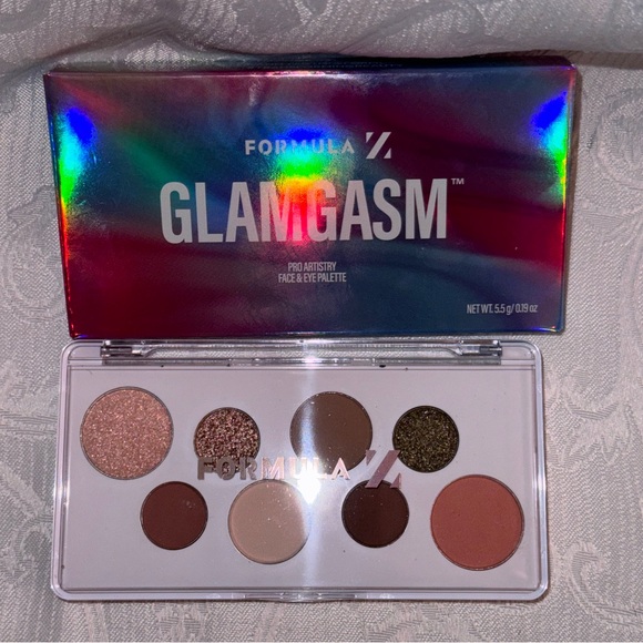 FORMULA' Z
Glamgasm Pro Artistry
Face Palette - Picture 3 of 10